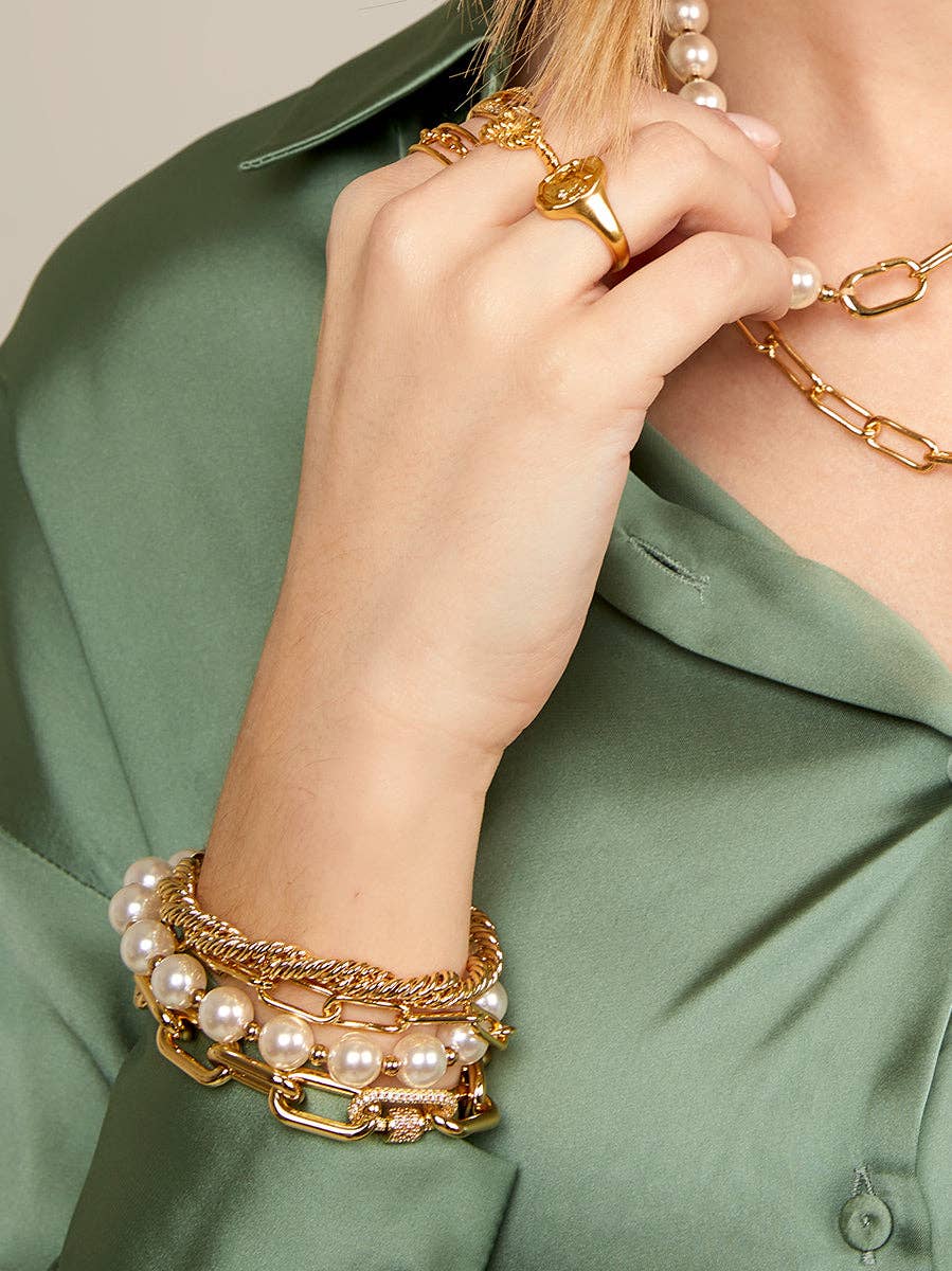 Braided Twisting Links Bracelet